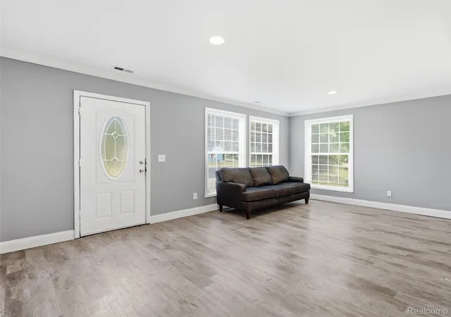 Photo 2 of Single family home for sale at 2659 Chrysler Ave, Waterford, MI 48328 | MLS# 20261065818 | Listing updated on 2026-09-13