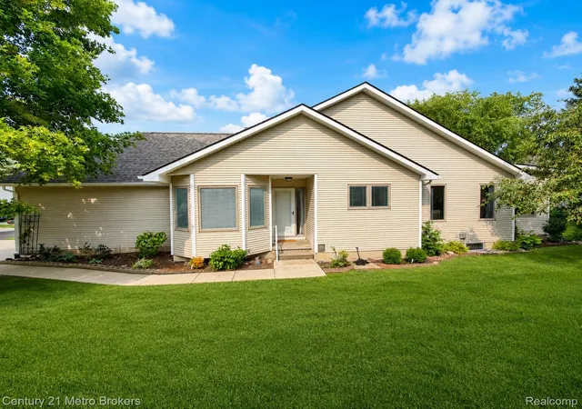 1st image of 9409 Linda Dr, Davison, MI 48423 | MLS# 20261065830