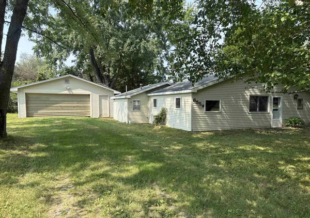 1st image of 6554 Bear Lake Dr, Lake, MI 48632 | MLS# 79080072492