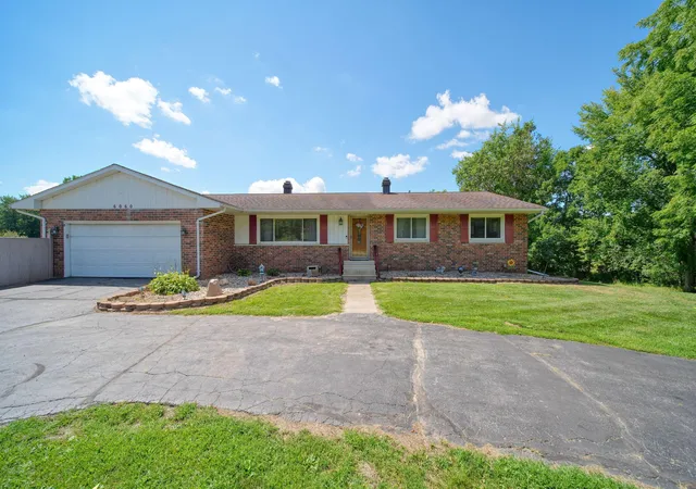 Photo 2 of Single family home for sale at 6060 Lansing Ave, Jackson, MI 49201 | MLS# 55026043433 | Listing updated on 2026-08-31