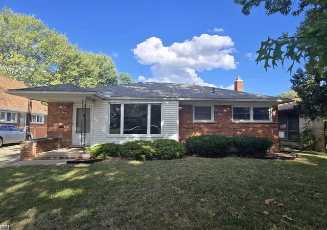 2nd image of 28830 Garfield St, Roseville, MI 48066 | MLS# 58050218954