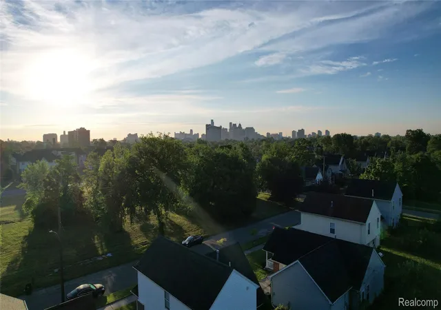 24th image of 3935 15th St, Detroit City Wayne, MI 48208 | MLS# 20261065860