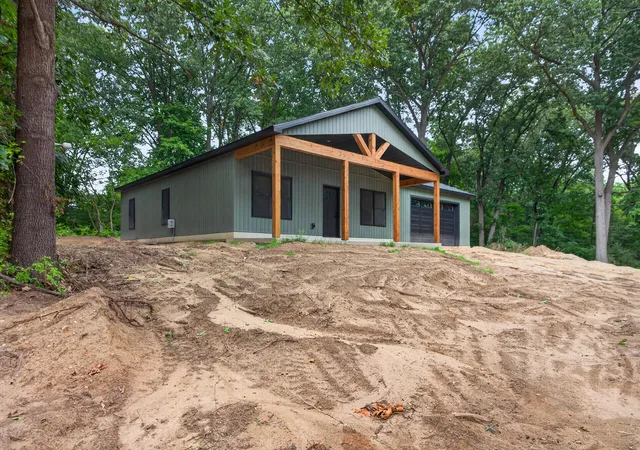 1st image of 9620 Rexford Rd, Jackson, MI 49201 | MLS# 55026043449
