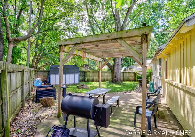 Photo 32 of Single family home for sale at 918 Paw Dr, Holland, MI 49423 | MLS# 71026043446 | Listing updated on 2026-09-01