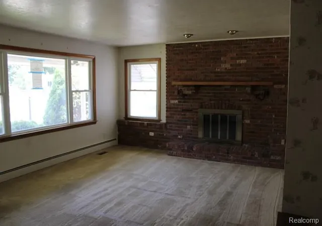 5th image of 1031 Arapaho Dr, Burton, MI 48509 | MLS# 20261065870