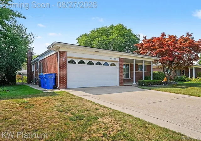 Photo 3 of Single family home for sale at 30323 Marrocco Dr, Warren City Macomb, MI 48088 | MLS# 20261065875 | Listing updated on 2026-09-04