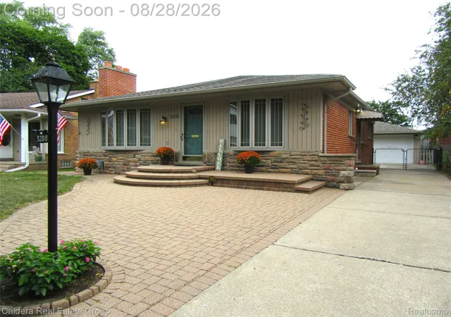 Photo 2 of Single family home for sale at 3208 Glenview Ave, Royal Oak City Oakland, MI 48073 | MLS# 20261065876 | Listing updated on 2026-09-15