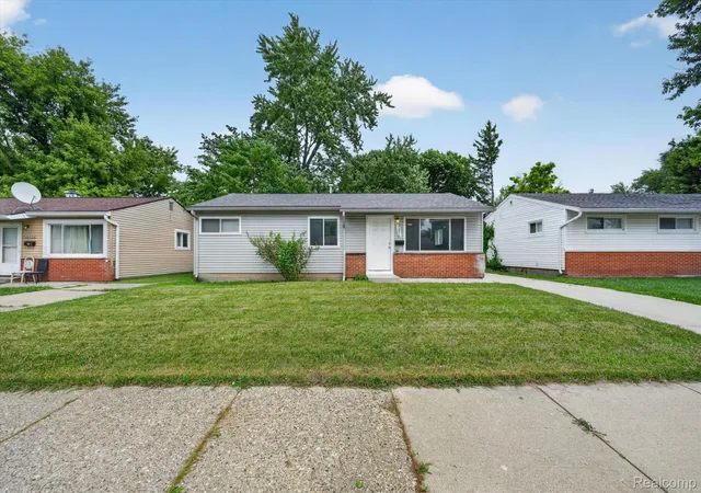 Photo 2 of Single family home for sale at 21910 Eastwood St, Oak Park, MI 48237 | MLS# 20261065877 | Listing updated on 2026-08-22