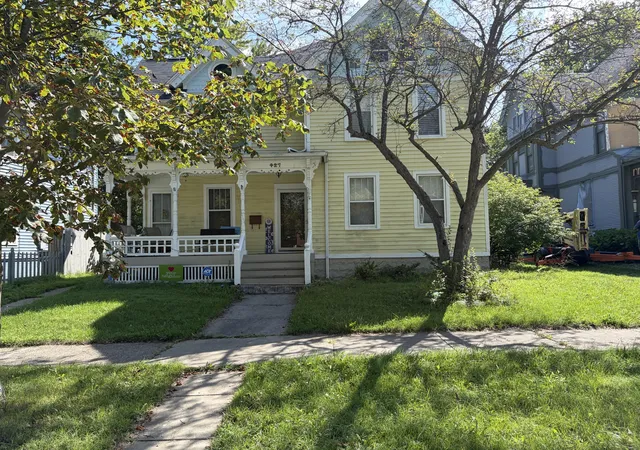 1st image of 427 Dennis St, Adrian, MI 49221 | MLS# 81026043454