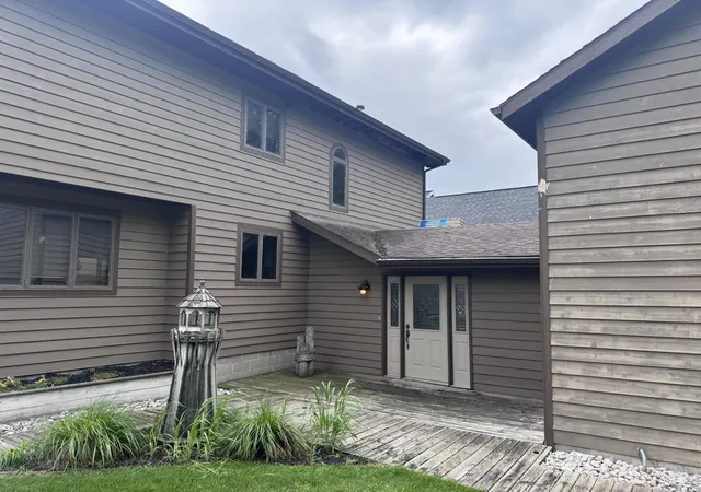 Photo 3 of Single family home for sale at 1655 Mulder Dr, Muskegon, MI 49445 | MLS# 65026043455 | Listing updated on 2026-08-27