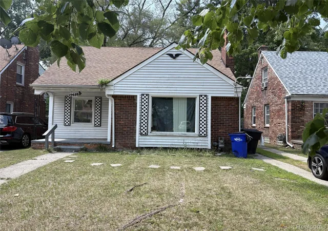 Photo 1 of Sale Pending at 17655 Sunderland Rd, Detroit, MI 48219 | MLS# 20261065892 | Listing updated on 2026-09-02