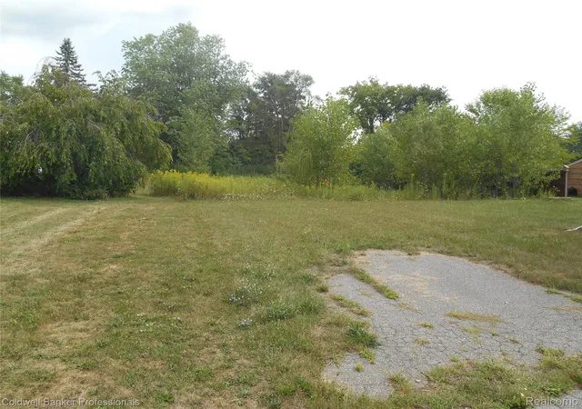 Photo 2 of Land for sale at 2448 Clayward Dr, Burton, MI 48509 | MLS# 20261065893 | Listing updated on 2026-08-19