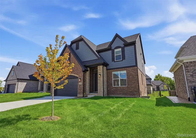 Photo 3 of Single family home for sale at 4160 Spring Meadow Dr, Sterling Heights, MI 48314 | MLS# 20261065910 | Listing updated on 2026-09-06