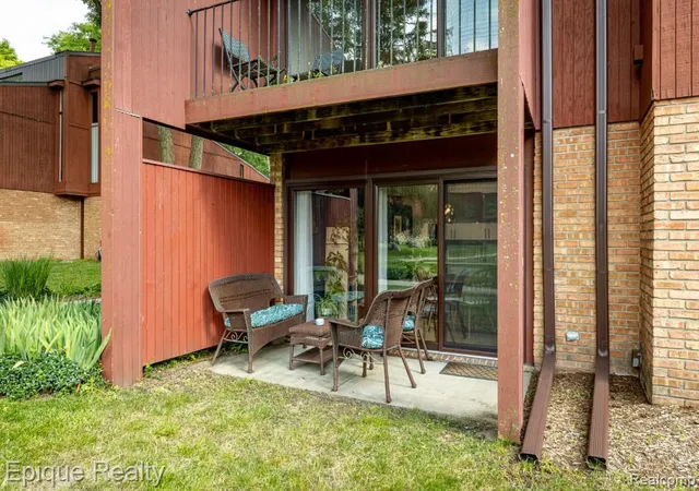 Photo 4 of Condo for sale at 1803 Independence Blvd, Ann Arbor, MI 48104 | MLS# 20261065934 | Listing updated on 2026-09-05