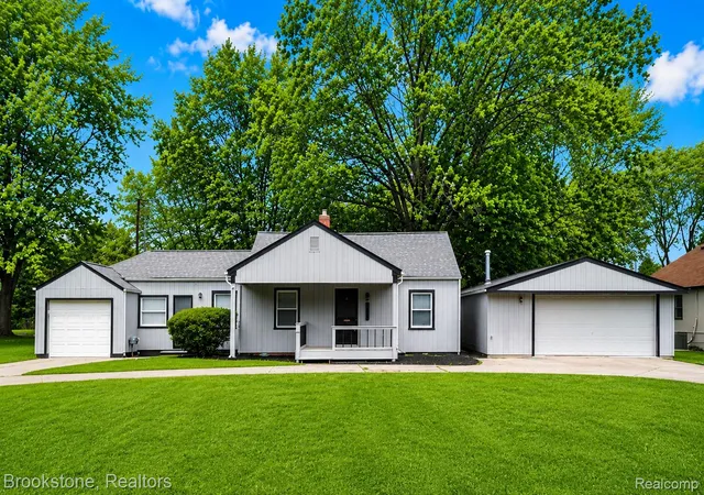 Photo 1 of Single family home for sale at 22843 Phelps St, Clinton Township, MI 48036 | MLS# 20261065935 | Listing updated on 2026-09-10