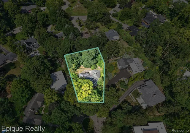 63rd image of 2200 Navarre Cir, Ann Arbor, MI 48104 | MLS# 20261065936