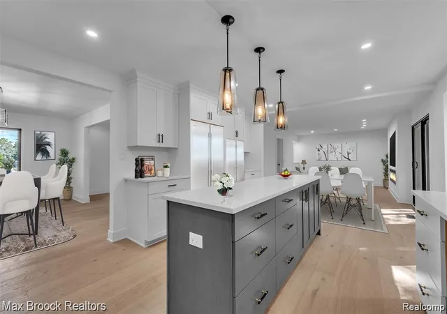 Photo 4 of Single family home for sale at 7244 Lahser Rd, Bloomfield Hills, MI 48301 | MLS# 20261065961 | Listing updated on 2026-08-25