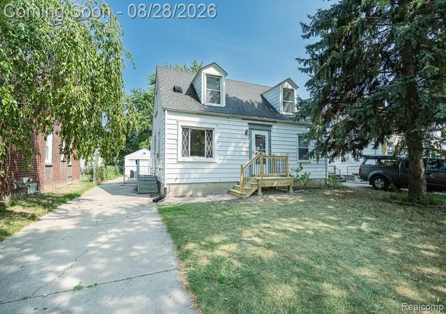 Photo 2 of Single family home for sale at 21846 Redmond Ave, Eastpointe City Macomb, MI 48021 | MLS# 20261065968 | Listing updated on 2026-09-13