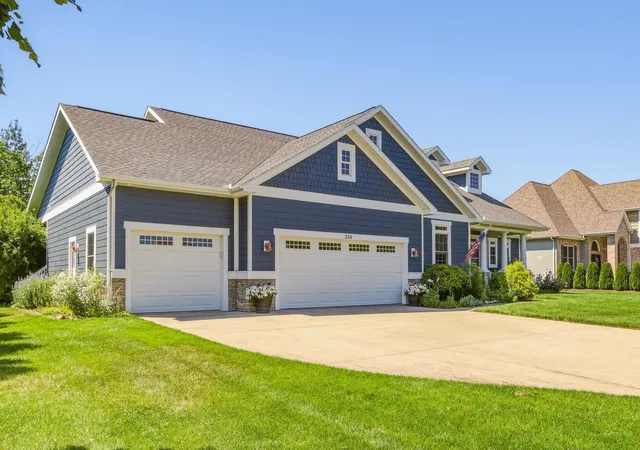 Photo 3 of Single family home for sale at 334 Queens Crk Dr, Frankenmuth, MI 48734 | MLS# 61050218974 | Listing updated on 2026-08-19