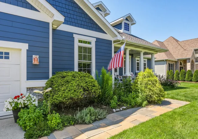 Photo 4 of Single family home for sale at 334 Queens Crk Dr, Frankenmuth, MI 48734 | MLS# 61050218974 | Listing updated on 2026-08-19
