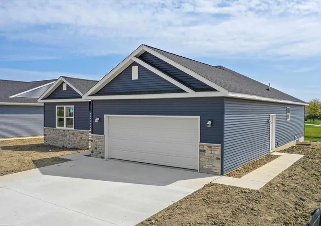 Photo 2 of Single family home for sale at 70618 Sunny Brk Ln, Richmond, MI 48062 | MLS# 58050218975 | Listing updated on 2026-08-19