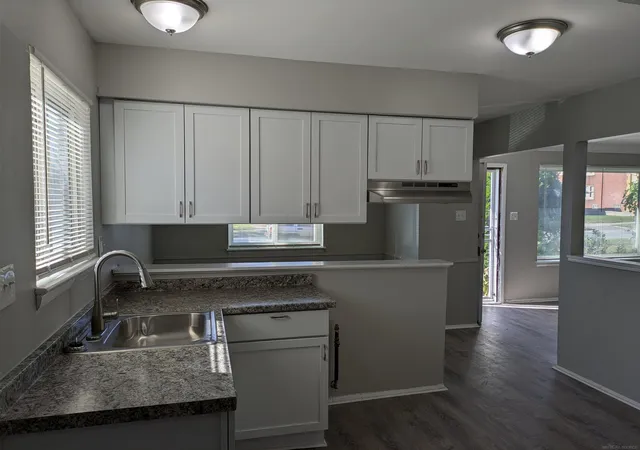 Photo 4 of Single family home for sale at 4344 Springle St, Detroit, MI 48215 | MLS# 58050218976 | Listing updated on 2026-09-11