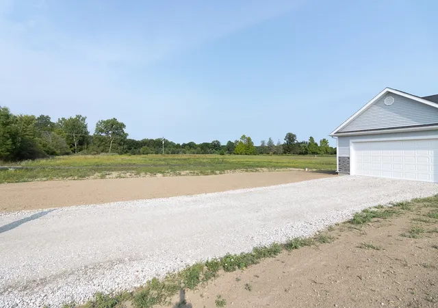 Photo 4 of Single family home for sale at 10428 Carroll Rd, Columbus, MI 48063 | MLS# 58050218981 | Listing updated on 2026-09-14