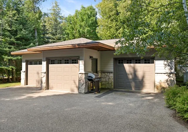 2nd image of 1308 Wenniway, Mackinaw City, MI 49701 | MLS# 78080072498