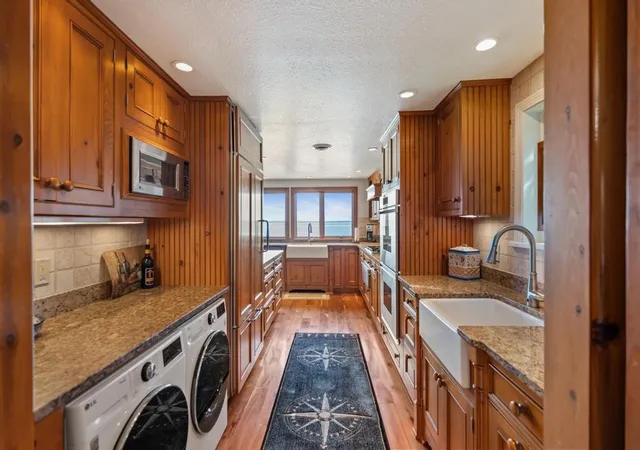 4th image of 1308 Wenniway, Mackinaw City, MI 49701 | MLS# 78080072498