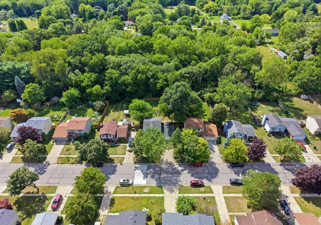 Photo 3 of Single family home for sale at 1127 Rue Deauville Blvd, Ypsilanti, MI 48198 | MLS# 81026043475 | Listing updated on 2026-09-20
