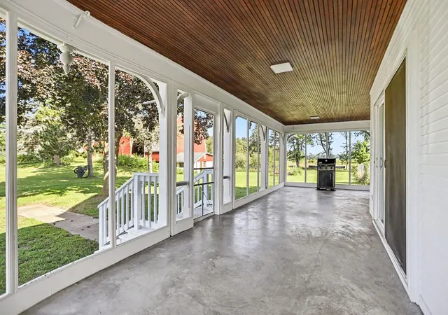 Photo 4 of Single family home for sale at 27445 H Dr S, Homer, MI 49245 | MLS# 66026043465 | Listing updated on 2026-09-11