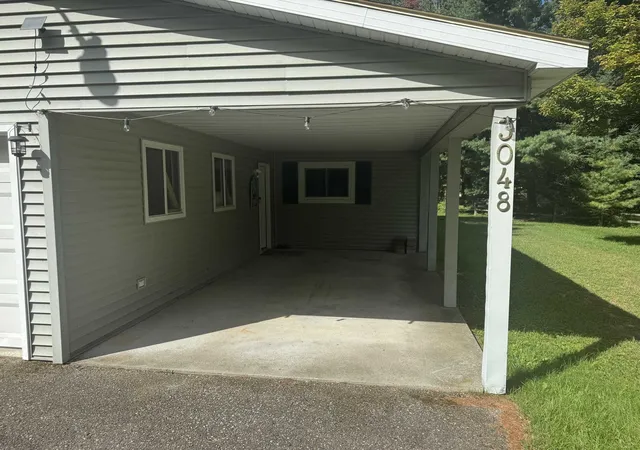 3rd image of 3048 Woodcock Wy, Prudenville, MI 48651 | MLS# 77080072510