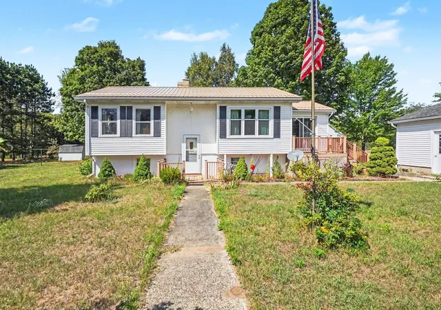 30th image of 8061 Madison Rd, Hesperia, MI 49421 | MLS# 72026043499