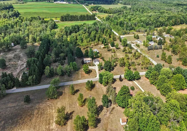 3rd image of 8061 Madison Rd, Hesperia, MI 49421 | MLS# 72026043499