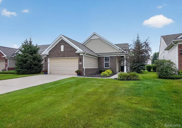 Photo 3 of Single family home for sale at 9397 Sand Hl Dr, Grand Blanc, MI 48439 | MLS# 20261065986 | Listing updated on 2026-10-02