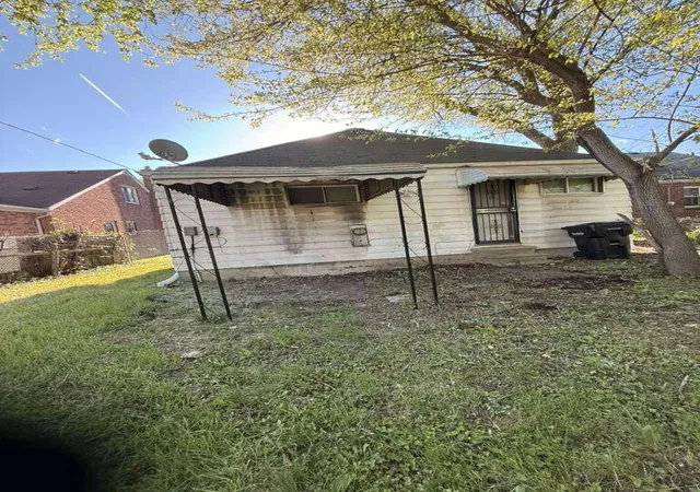 Photo 2 of Single family home for sale at 20426 Tracey St, Detroit, MI 48235 | MLS# 81026043501 | Listing updated on 2026-09-04