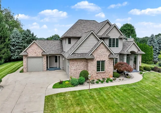 Photo 1 of Single family home for sale at 6462 Bayfield Dr, Kalamazoo, MI 49009 | MLS# 66026043509 | Listing updated on 2026-09-13