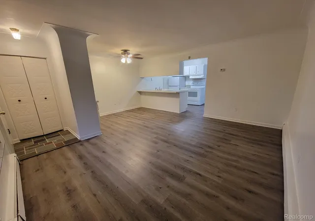Photo 2 of Condo for sale at 995 N Cass Lake Rd #128, Waterford, MI 48328 | MLS# 20261065995 | Listing updated on 2026-09-08