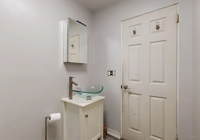12th image of 3048 Dixie Ct, Saginaw, MI 48601 | MLS# 61050218996