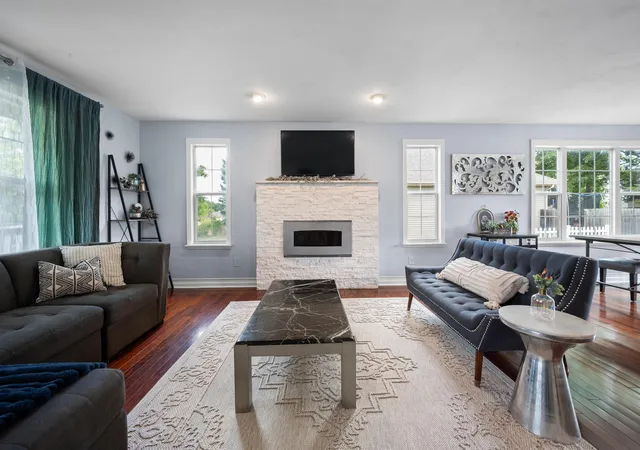 5th image of 4403 Great Oaks Dr, Grand Blanc, MI 48439 | MLS# 5050218998