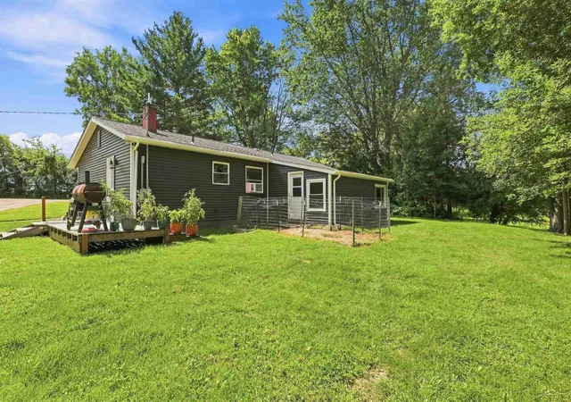 2nd image of 3242 Senske Rd, Standish, MI 48658 | MLS# 61050218999