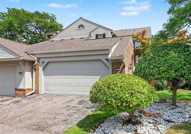 2nd image of 7315 W Bridge Way Rd, West Bloomfield, MI 48322 | MLS# 20261066024