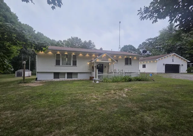 17th image of 10950 N Pine Grove Rd Ne, Vestaburg, MI 48891 | MLS# 72026043518
