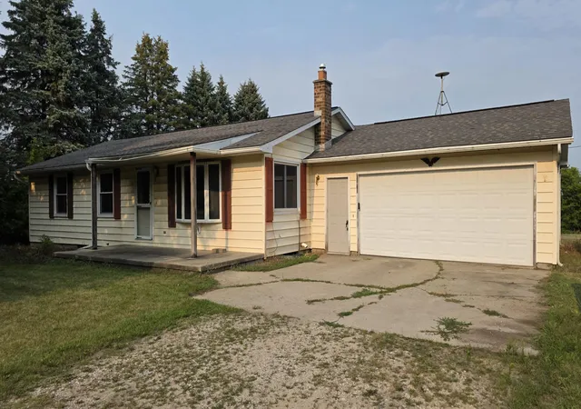 Photo 1 of Sale Pending at 4545 S Rolland Rd, Blanchard, MI 49310 | MLS# 72026043520 | Listing updated on 2026-09-01