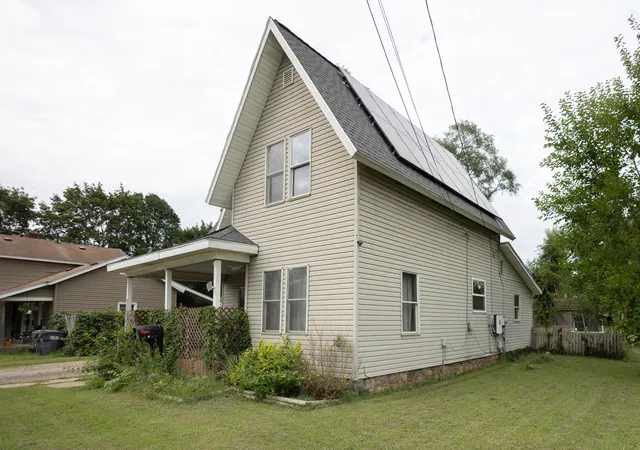 2nd image of 425 E Allegan St, Otsego, MI 49078 | MLS# 65026043521