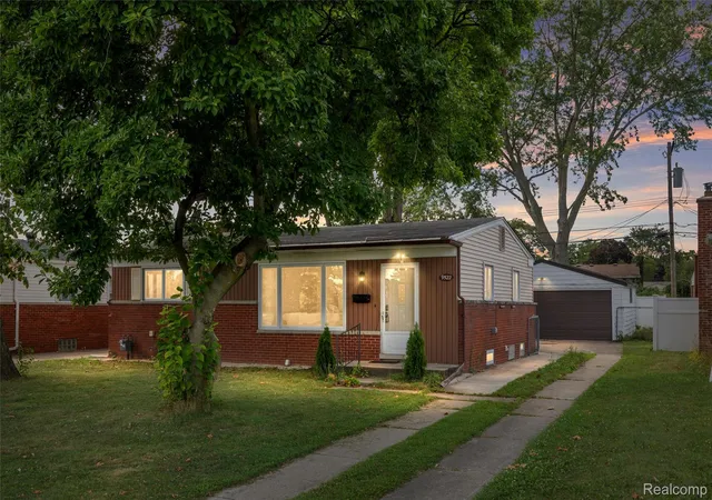 Photo 1 of Single family home for sale at 9522 Pardee Rd, Taylor, MI 48180 | MLS# 20261066041 | Listing updated on 2026-08-20