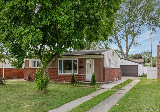 Photo 2 of Single family home for sale at 9522 Pardee Rd, Taylor, MI 48180 | MLS# 20261066041 | Listing updated on 2026-08-20