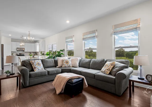 Photo 4 of Single family home for sale at 2703 Maize Lp, Saline Township Washtenaw, MI 48176 | MLS# 81026043527 | Listing updated on 2026-09-21