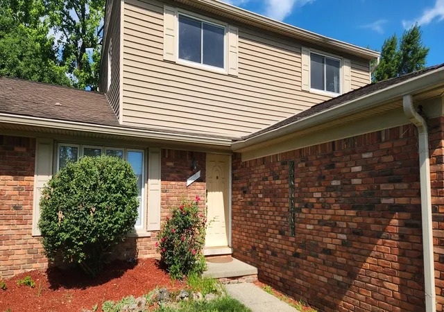 Photo 1 of Single family home for sale at 26061 Marlowe Pl, Oak Park, MI 48237 | MLS# 81026043530 | Listing updated on 2026-08-28