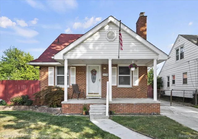 Photo 1 of Single family home for sale at 17960 Hanna St, Melvindale, MI 48122 | MLS# 20261066074 | Listing updated on 2026-09-17